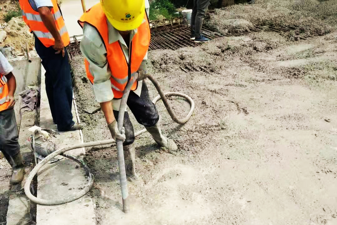威海市环山路改建工程(图3) 威海市环山路改建工程(图3)