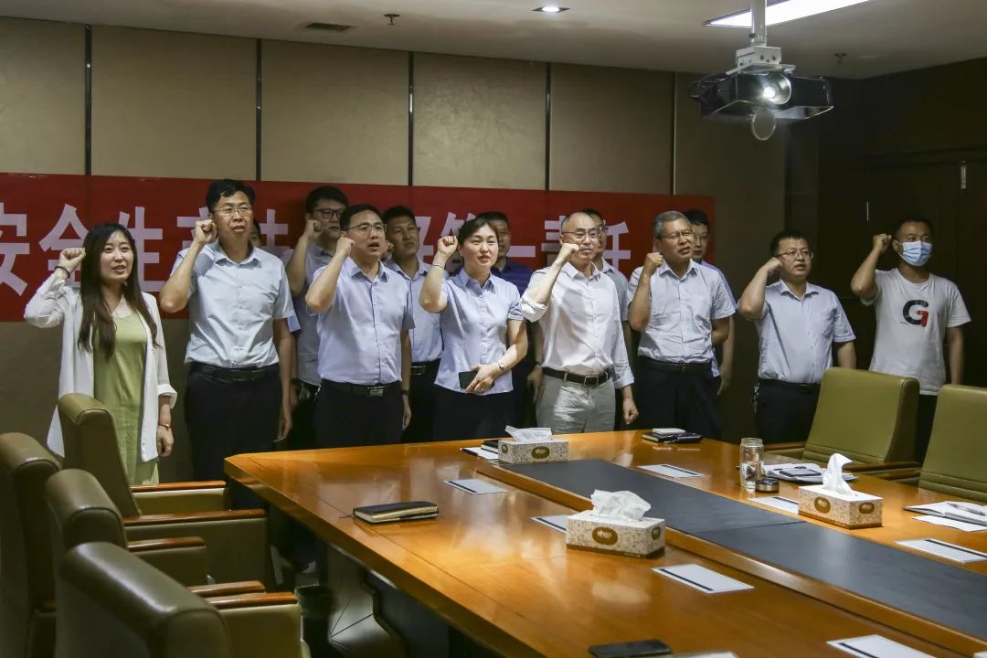 2022年山东鹏程路桥集团有限公司“安全生产月”活动启动仪式(图5)